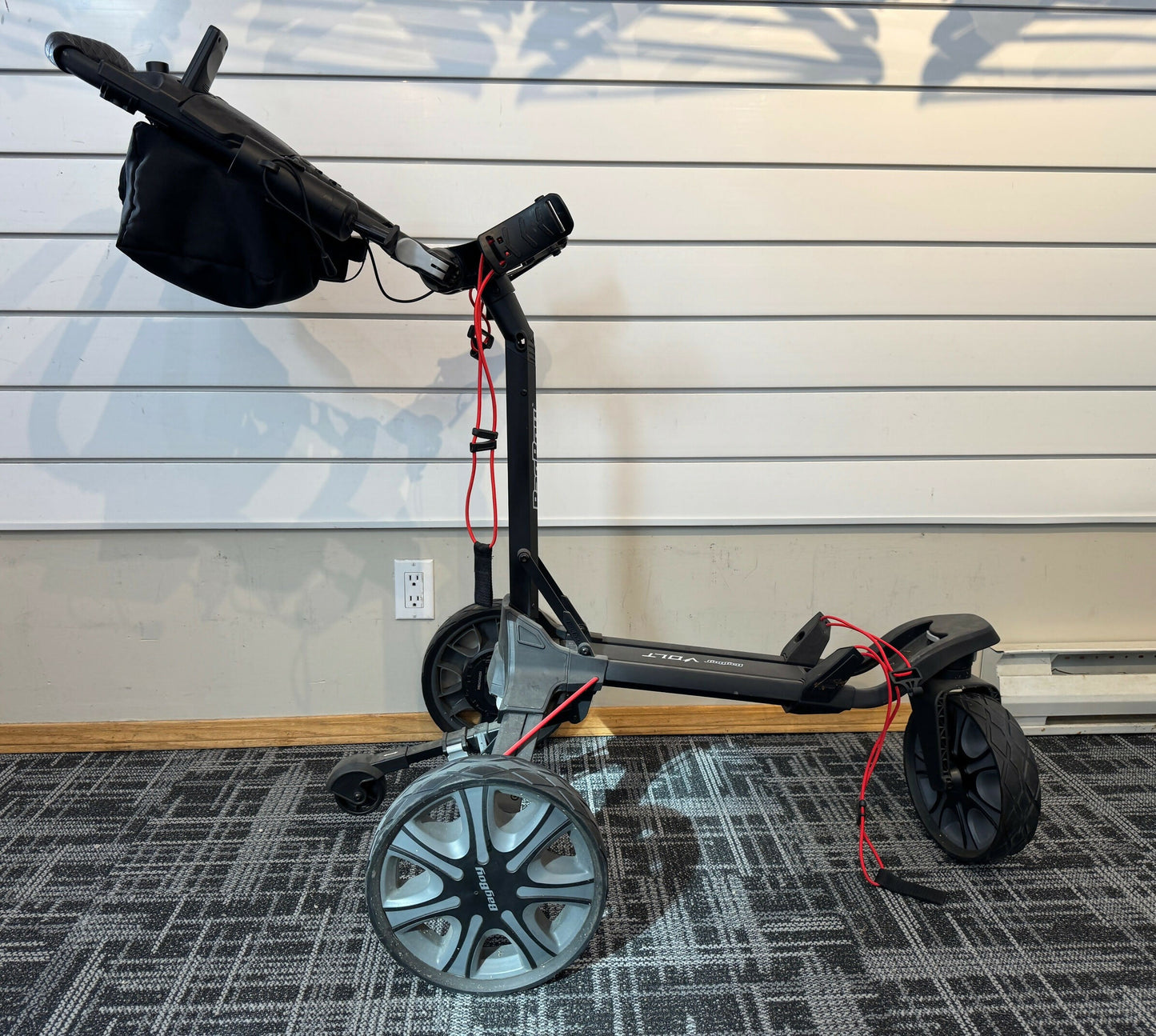 Bag Boy Volt Electric Cart Demo